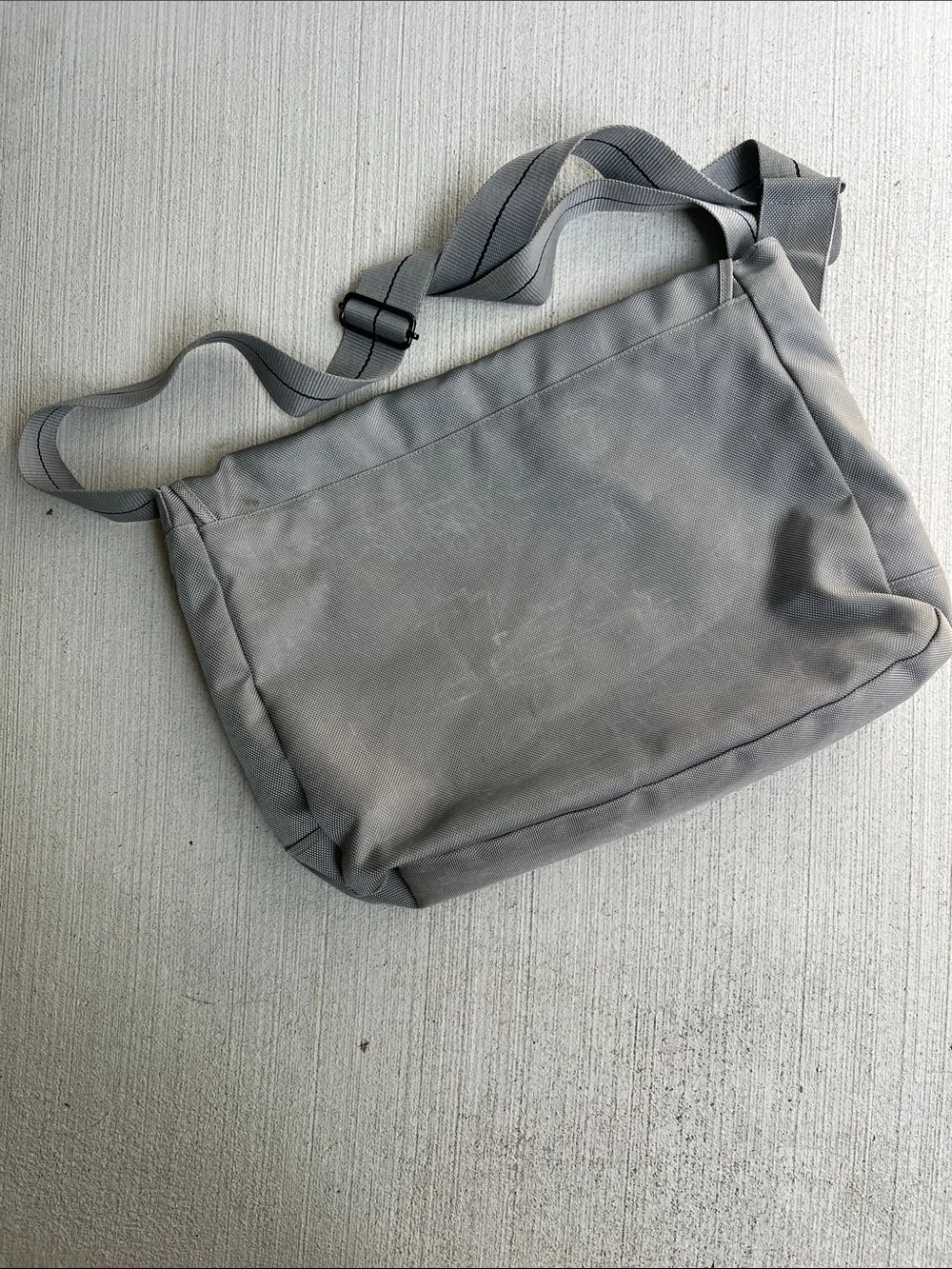 Vintage 2005 Old Navy Gray Men's Messenger Bag
